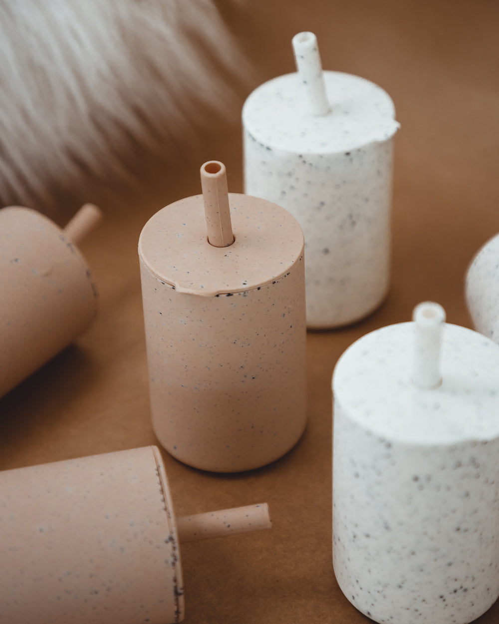 Verre silicone avec paille