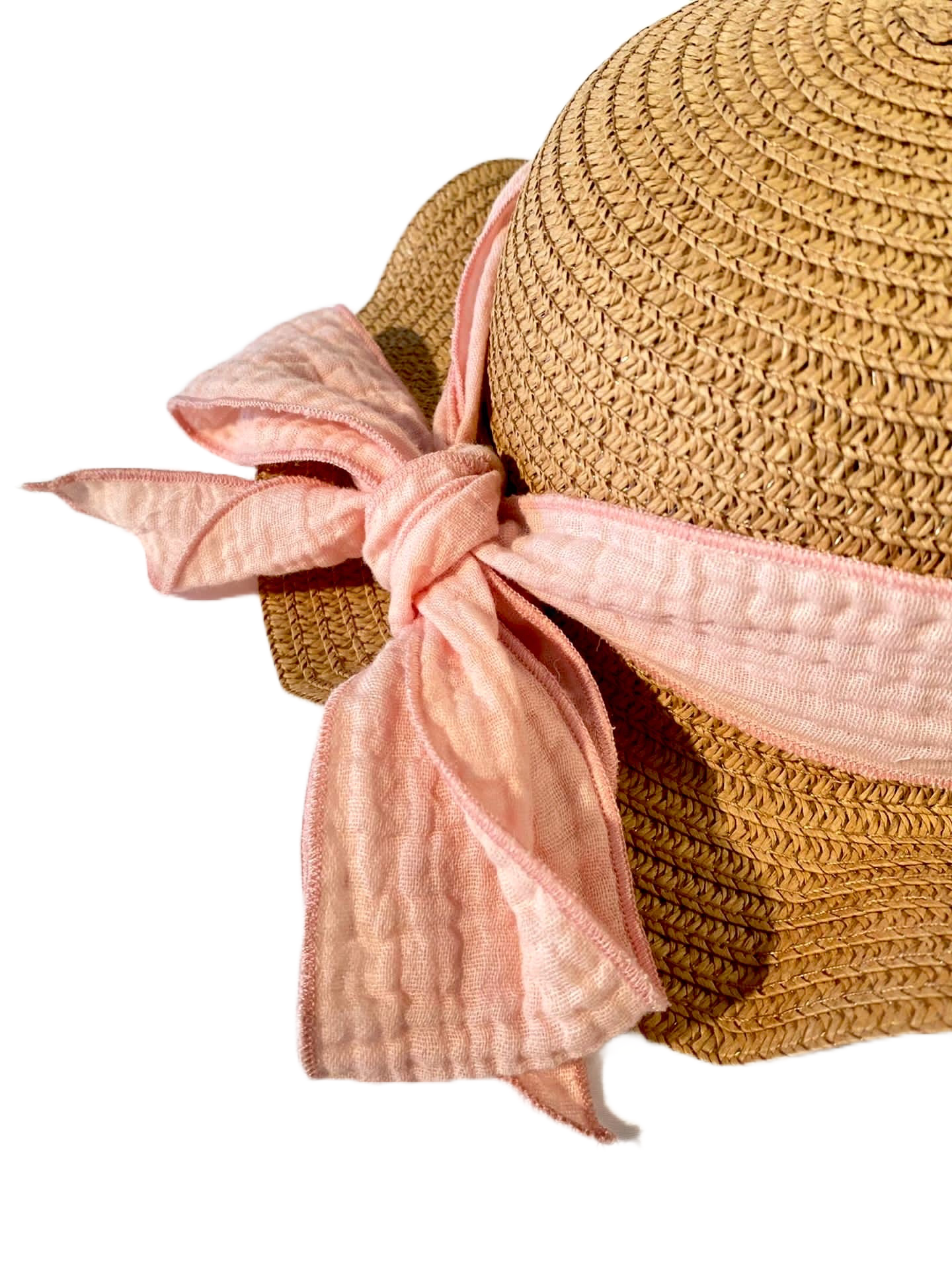 Chapeau avec ruban rose