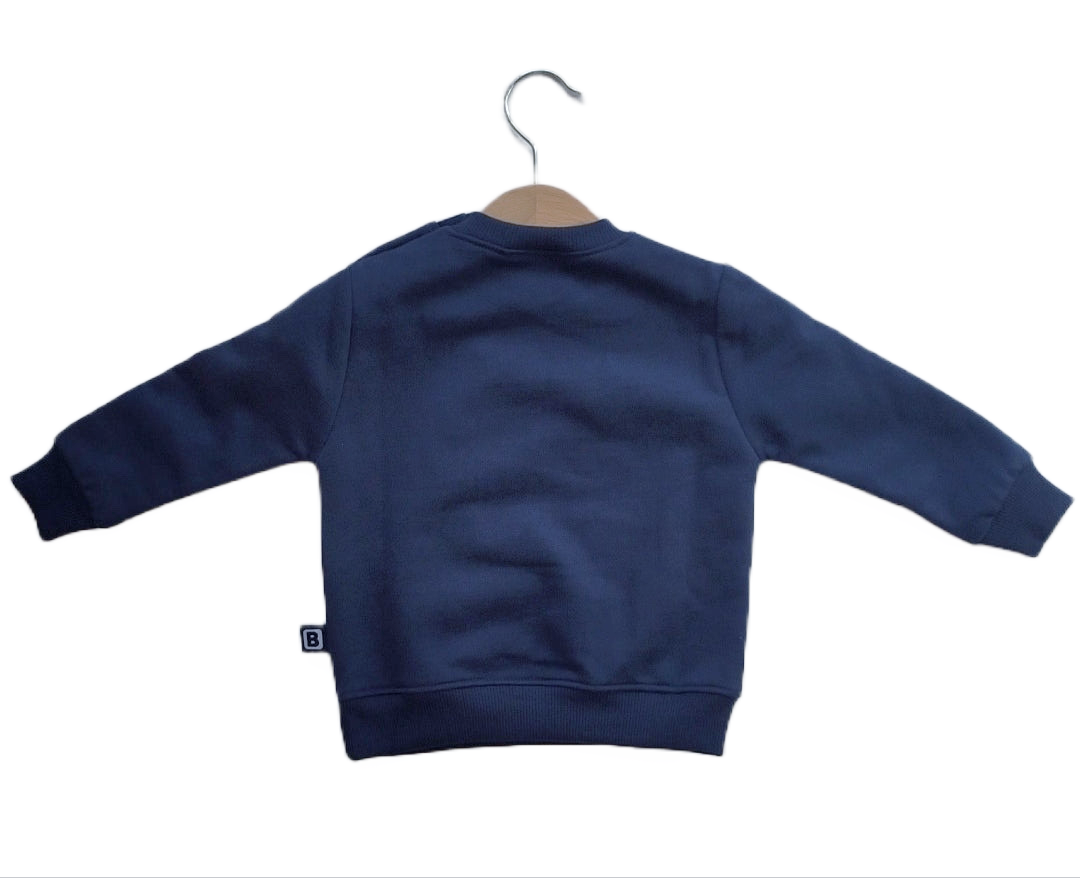 Sweatshirt Run Away