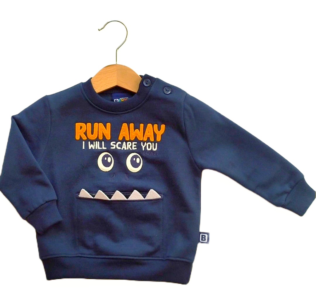 Sweatshirt Run Away